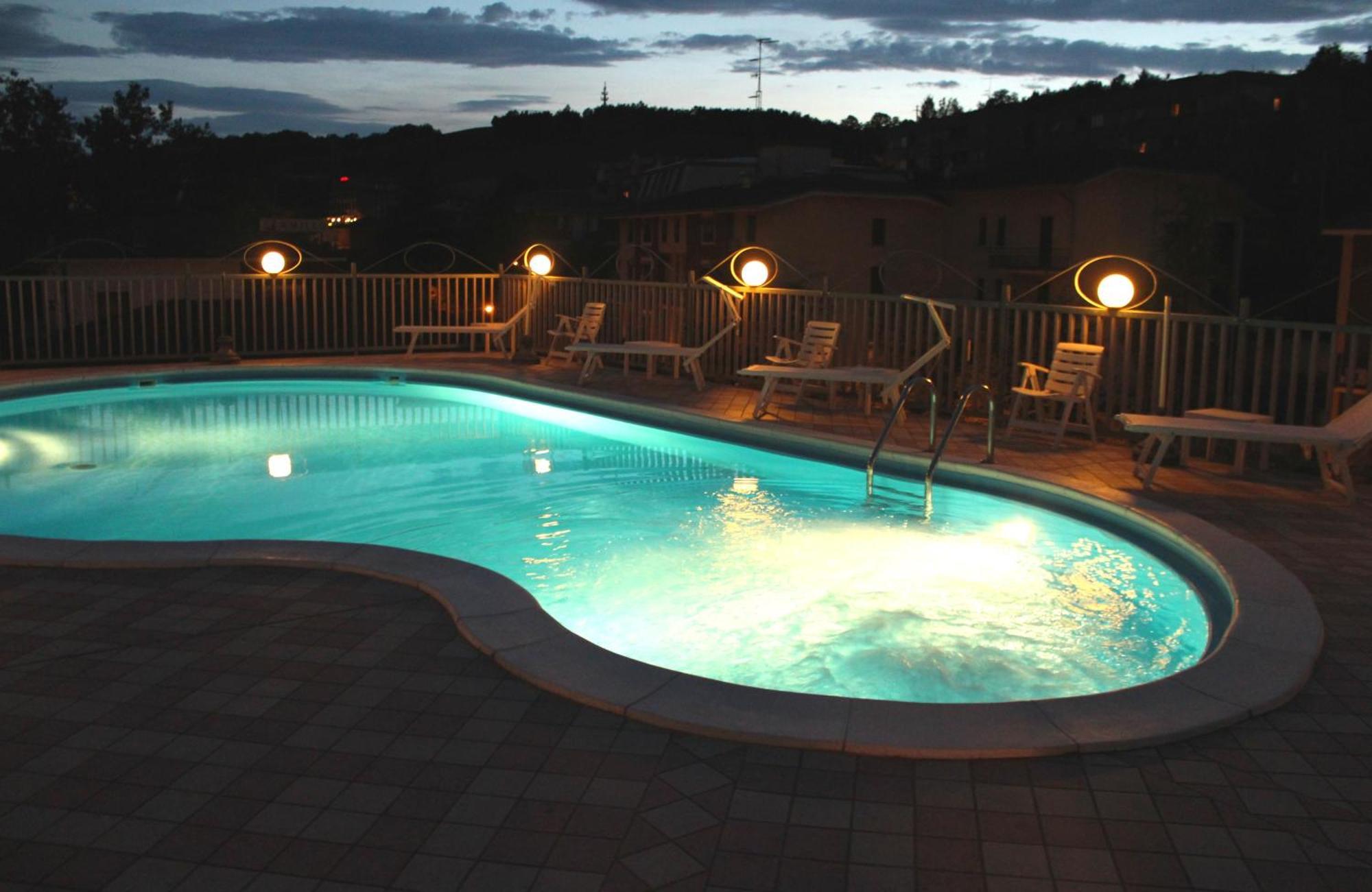 Hotel Sporting Tabiano Terme Exterior photo