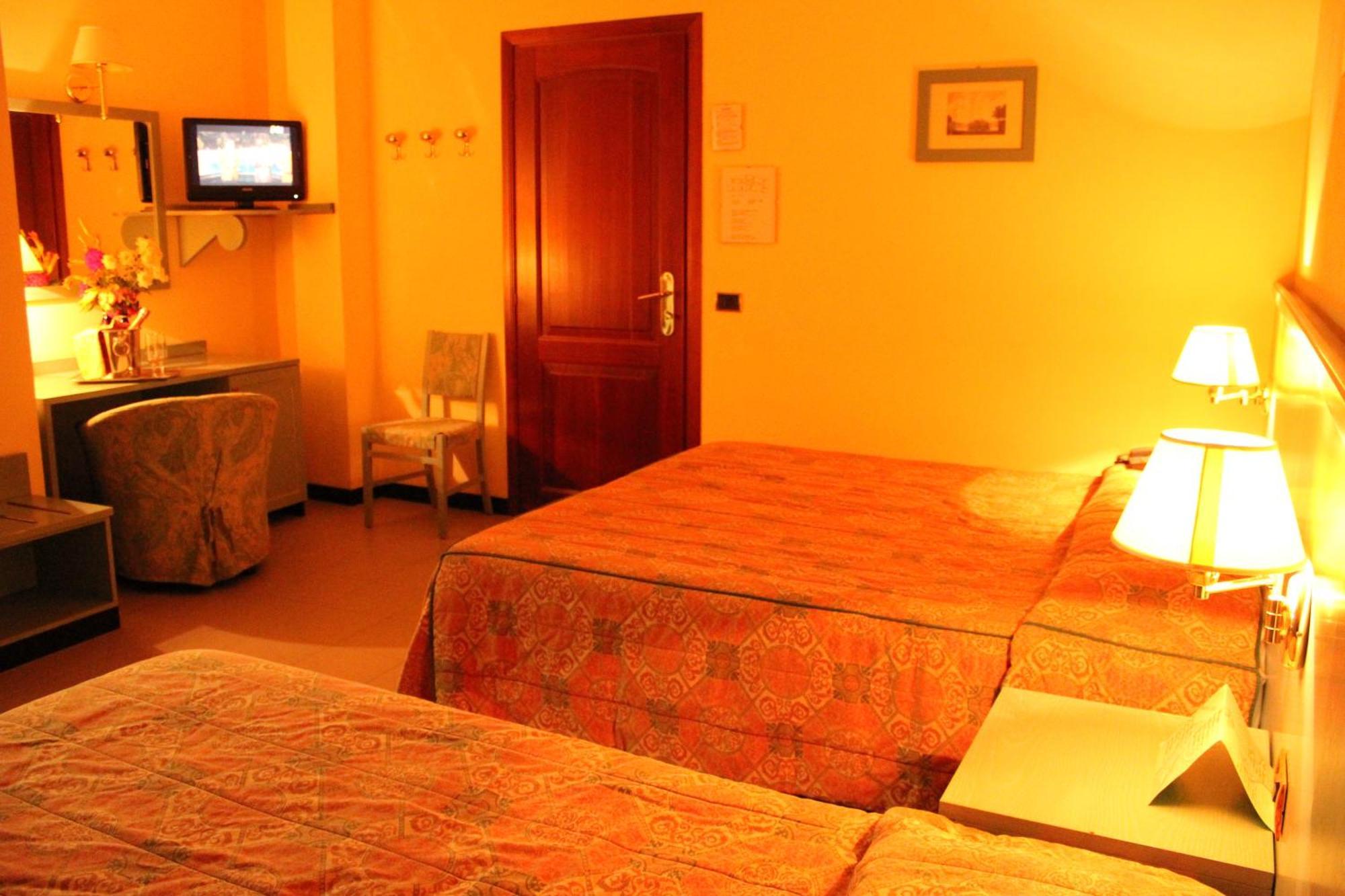 Hotel Sporting Tabiano Terme Room photo