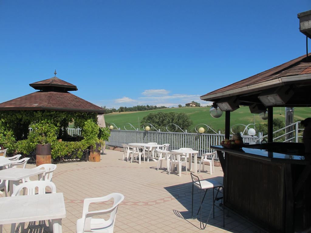 Hotel Sporting Tabiano Terme Exterior photo