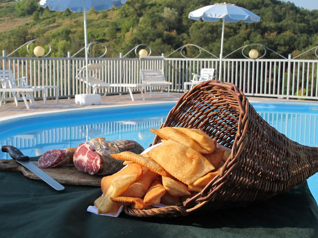 Hotel Sporting Tabiano Terme Exterior photo